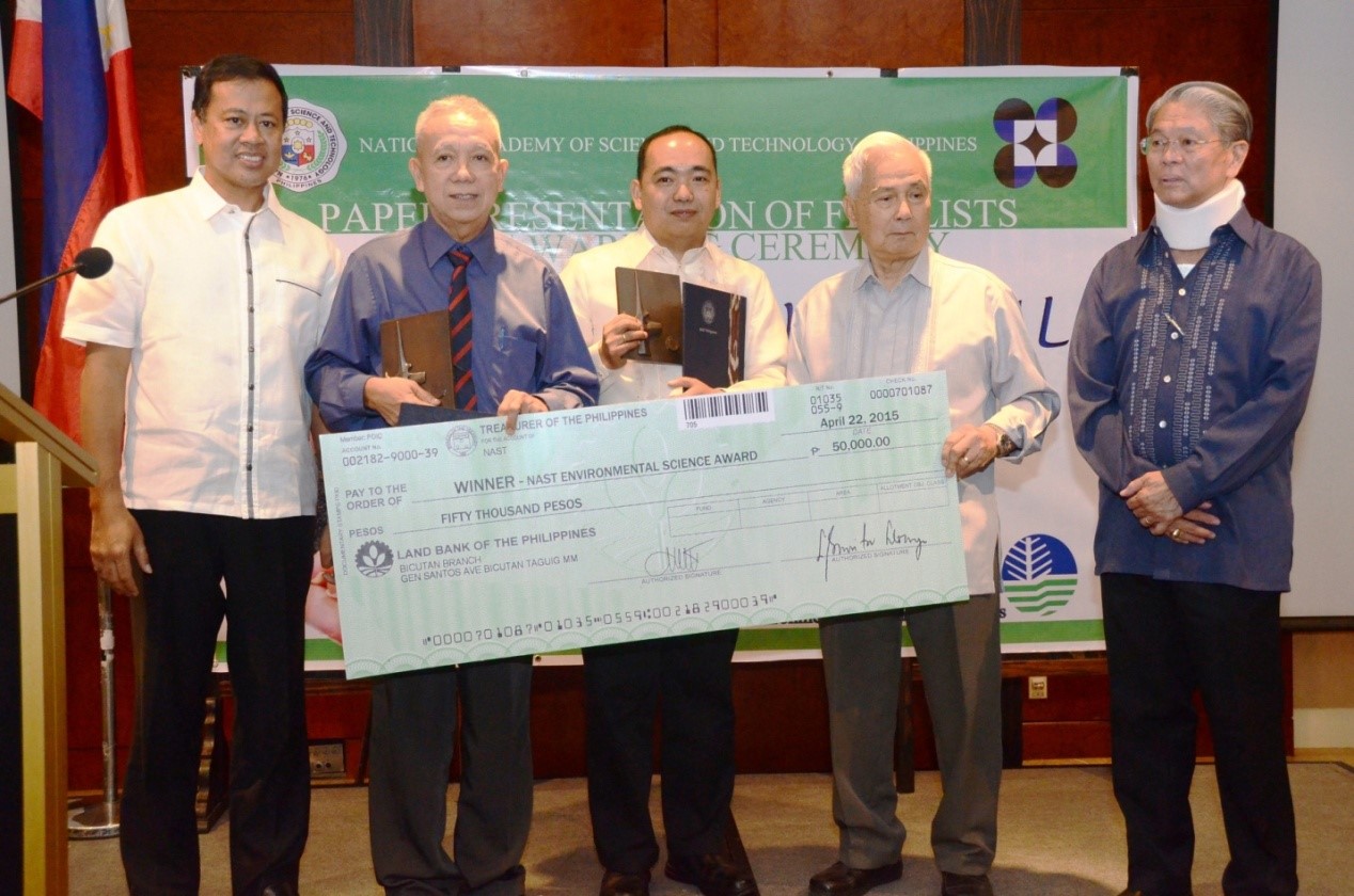 news-scientists bag environmental award from dost nast-04252015