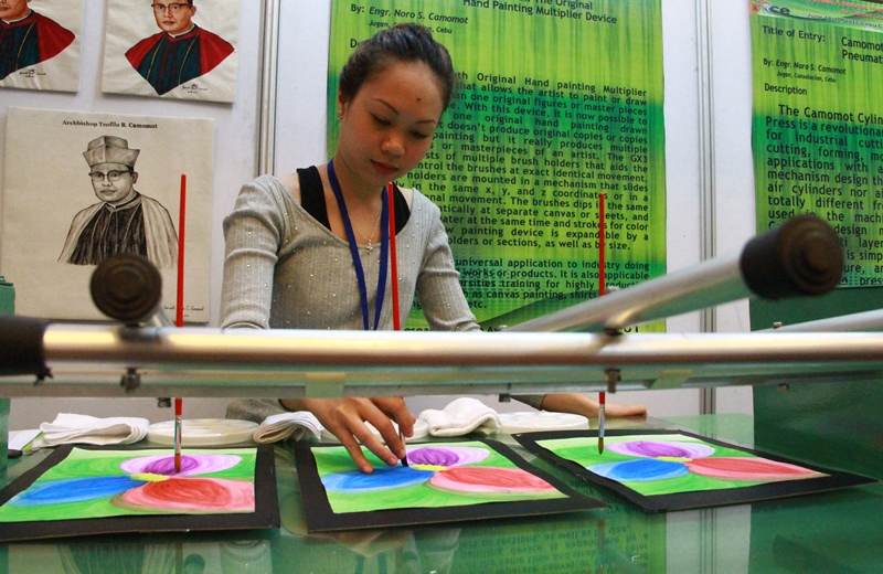 news-hand painting innovation in dost roadshow-06192015