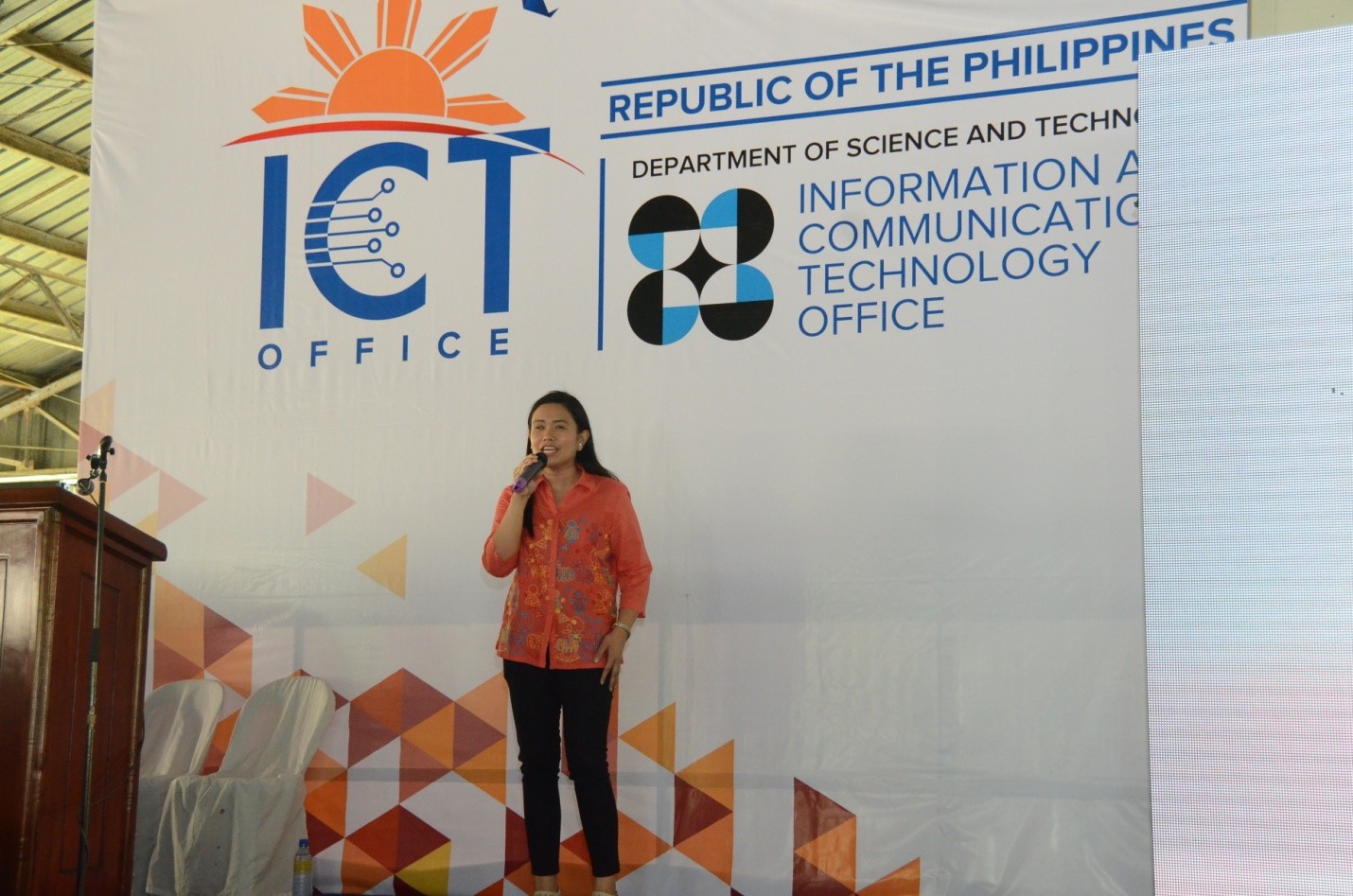 news-how ict breaks barriers bridges gaps4differently abled people2-06212015