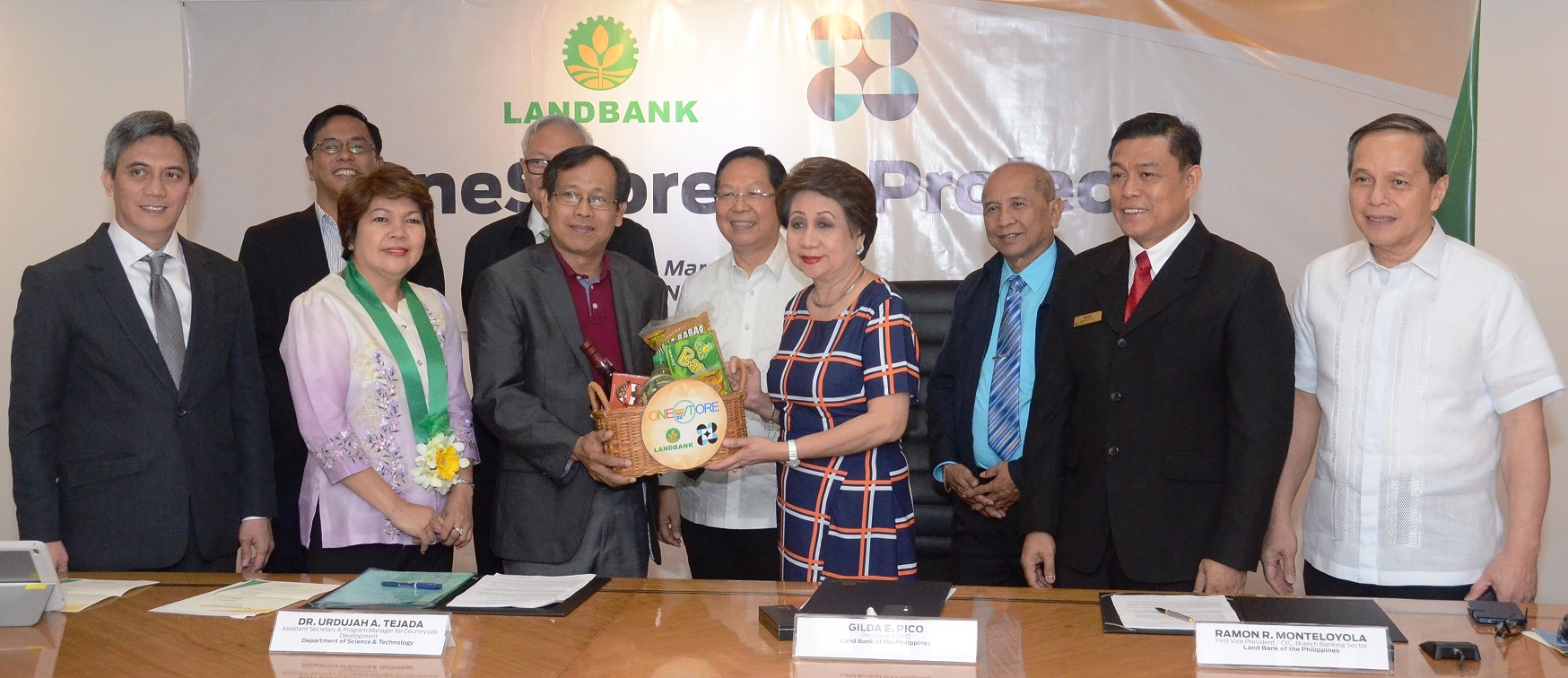 news-dost-landbank-ink-partnership-for-onestore-ph-project2-03232016