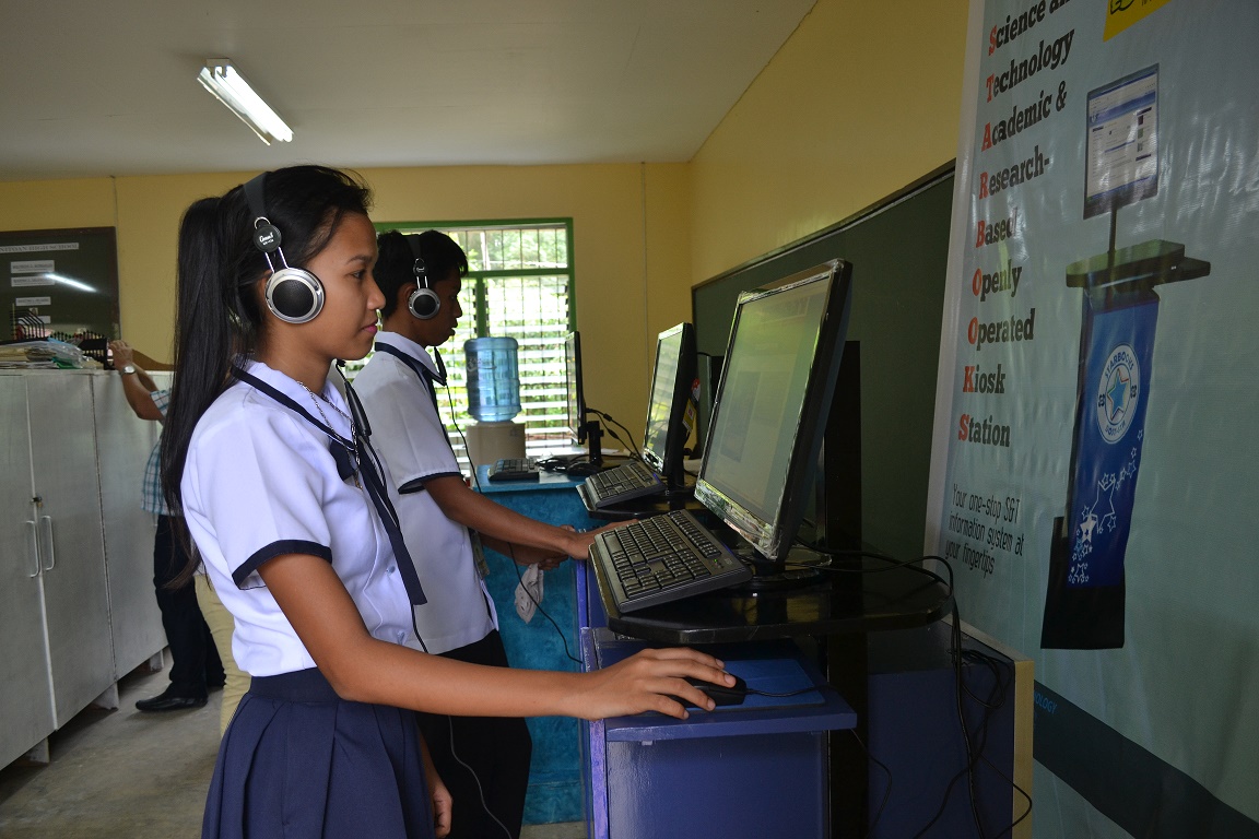 news starbooks light up bohol schools1 03302017